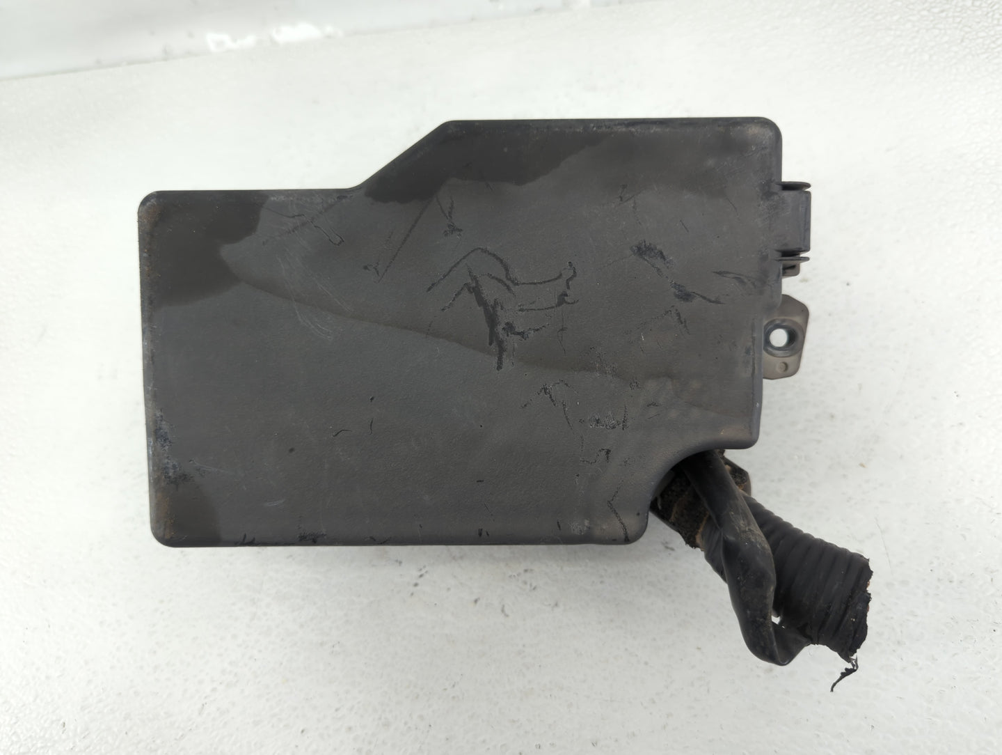 2012 Mazda 3 Fusebox Fuse Box Panel Relay Module P/N:BBM6-66761 Fits OEM Used Auto Parts - Oemusedautoparts1.com