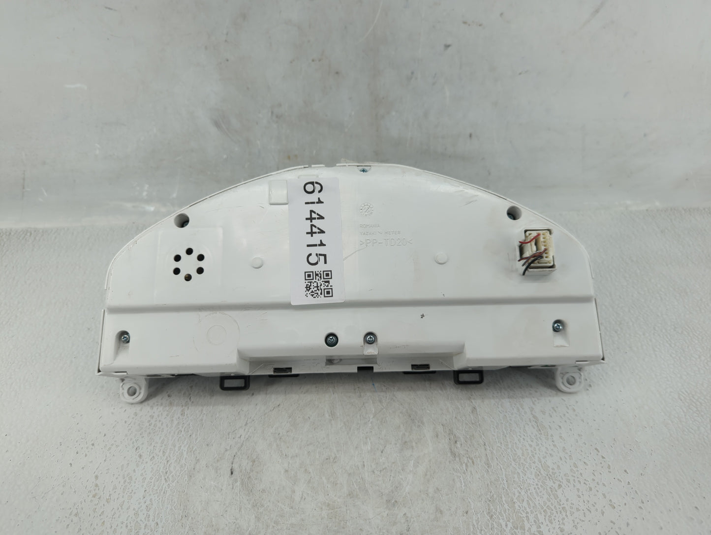 2012-2013 Mazda 3 Instrument Cluster Speedometer Gauges P/N:31343326AA Fits Fits 2012 2013 OEM Used Auto Parts - Oemusedauto