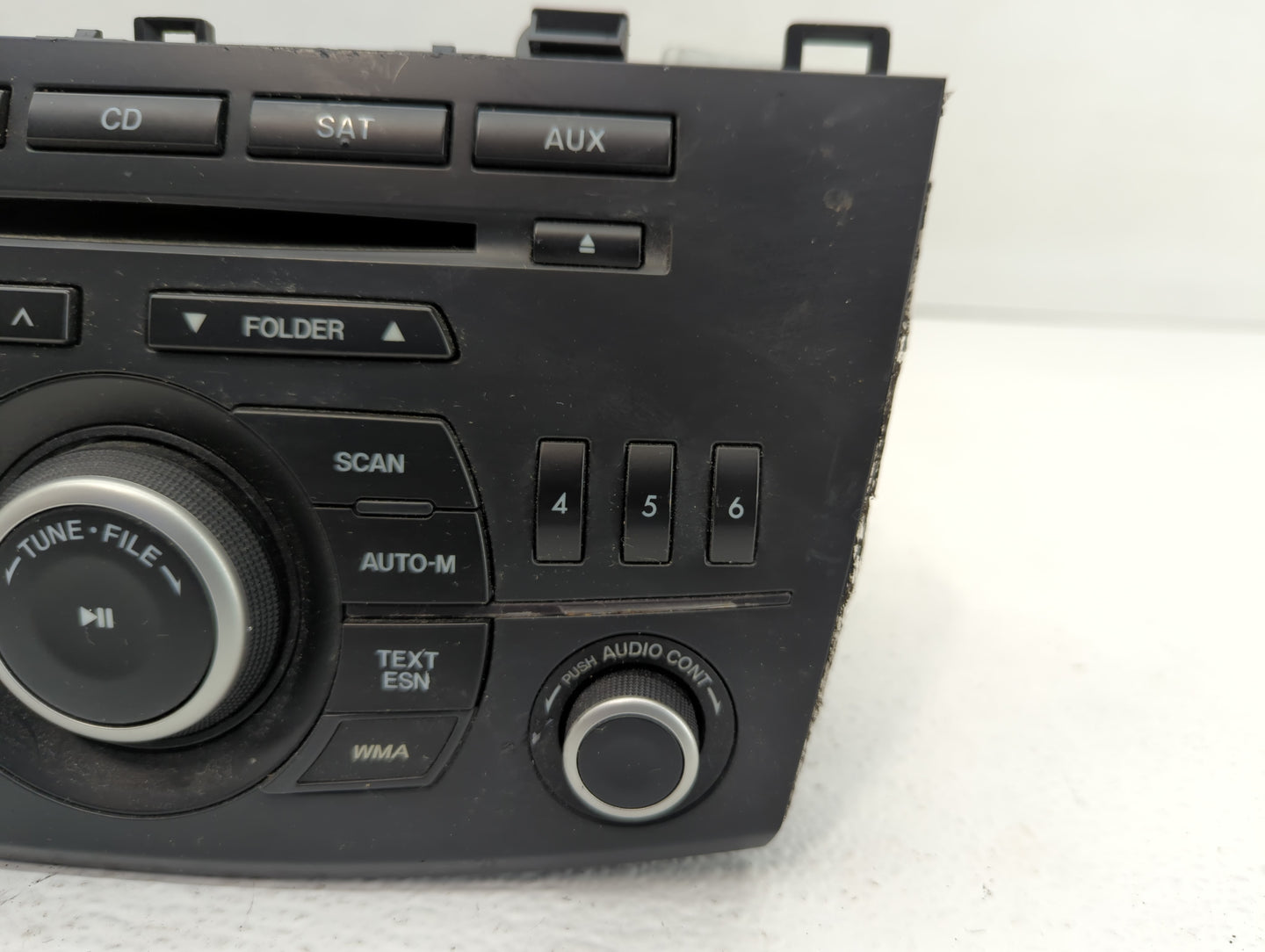 2012-2013 Mazda 3 Radio AM FM Cd Player Receiver Replacement P/N:BBM5 66 AR0 Fits Fits 2012 2013 OEM Used Auto Parts - Oemus