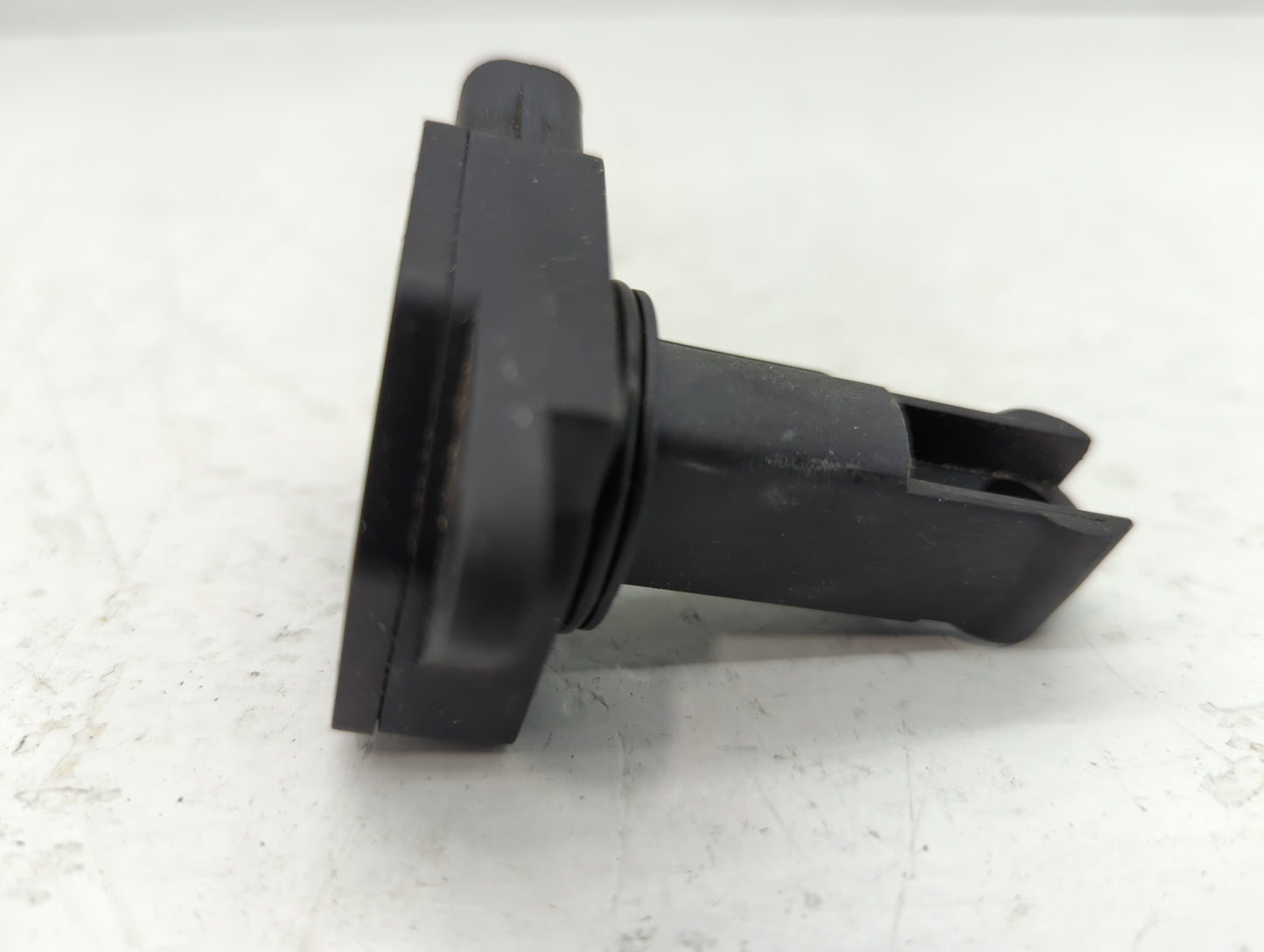 2004-2013 Mazda 3 Mass Air Flow Meter Maf - Oemusedautoparts1.com
