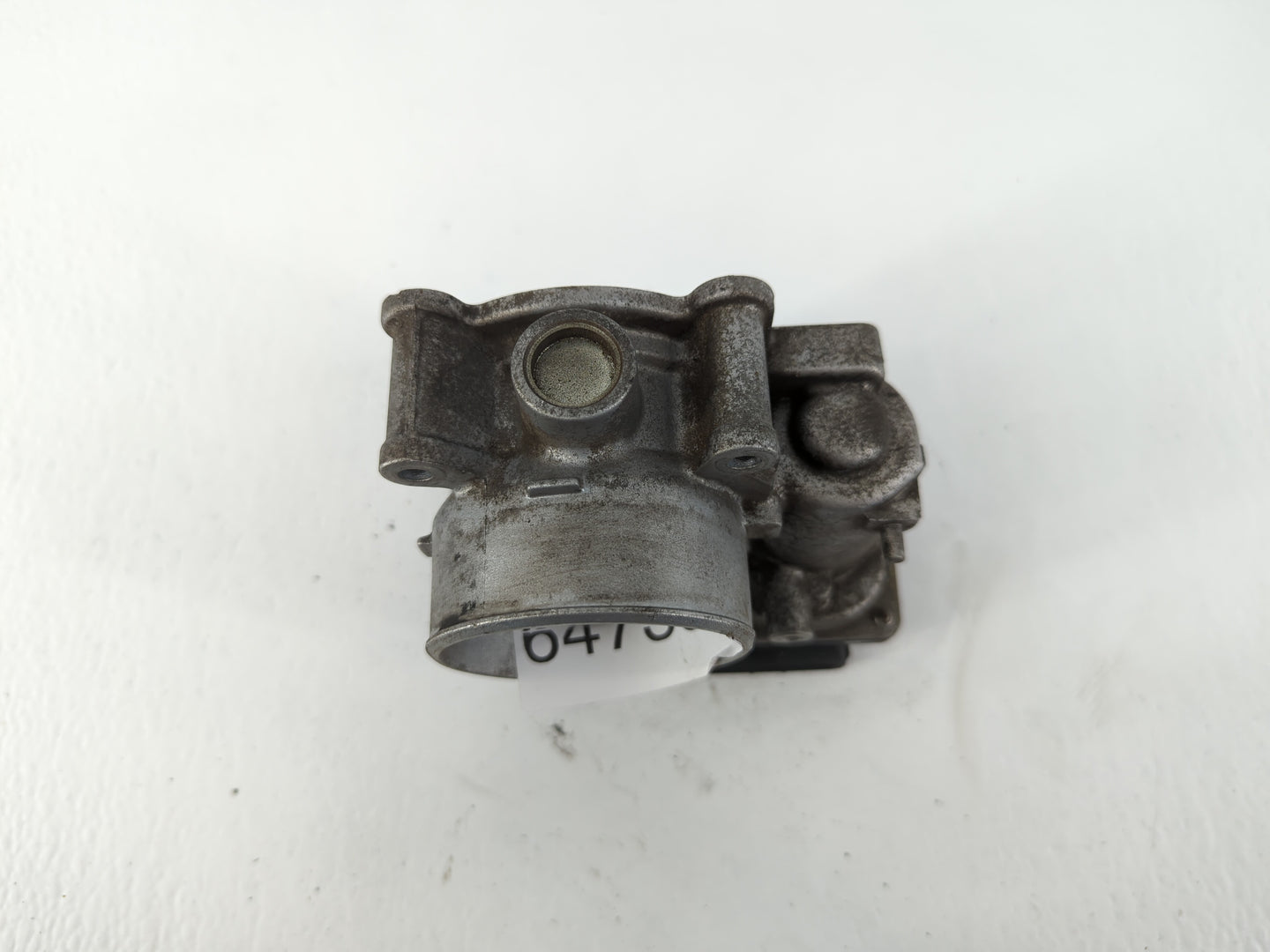 2012-2018 Mazda 3 Throttle Body P/N:1671 C1051 3Q06 152002Q27 Fits Fits 2012 2013 2014 2015 2016 2017 2018 OEM Used Auto Par