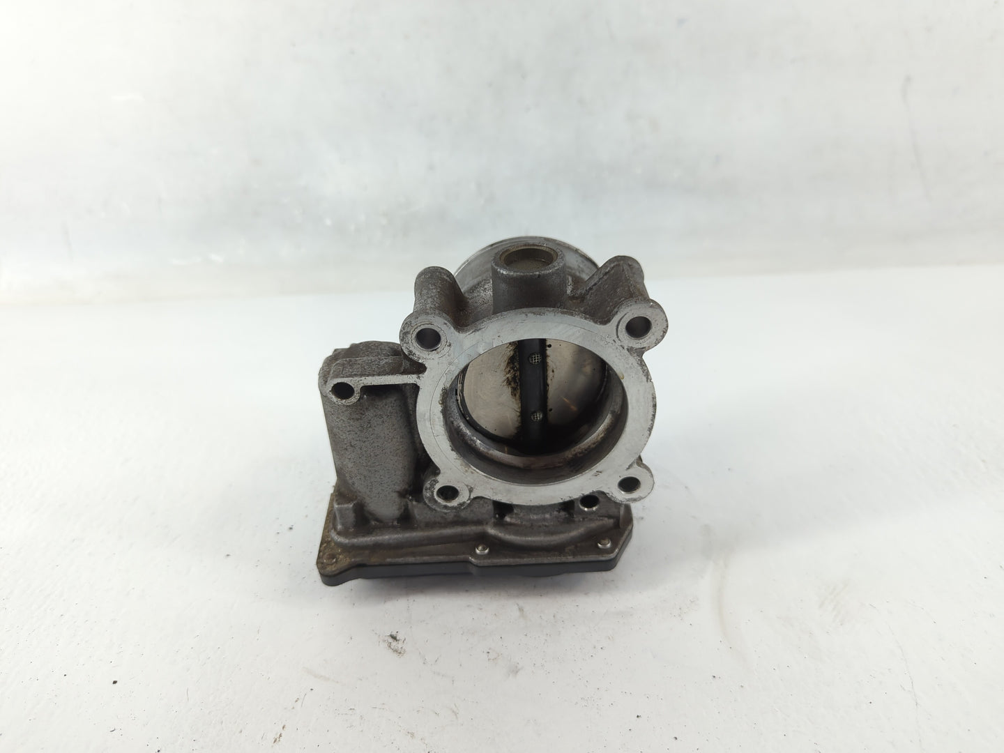 2012-2018 Mazda 3 Throttle Body P/N:1671 C1051 3Q06 152002Q27 Fits Fits 2012 2013 2014 2015 2016 2017 2018 OEM Used Auto Par