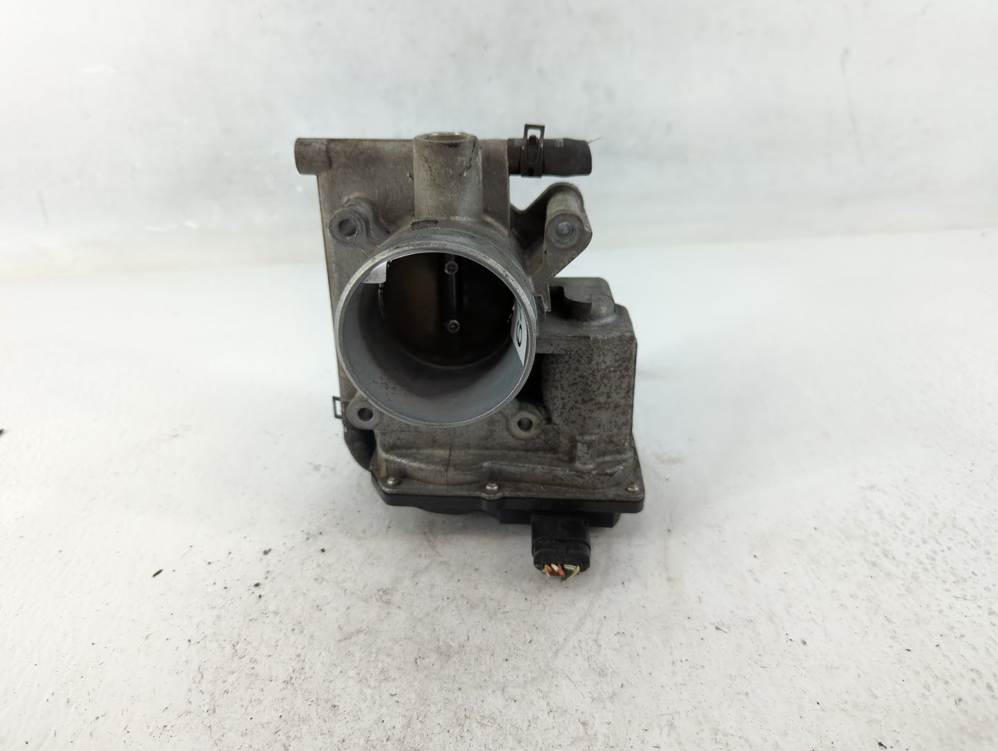 2006-2013 Mazda 3 Throttle Body P/N:125003648 K4238, L3R4 13 640 Fits Fits 2006 2007 2008 2009 2010 2011 2012 2013 OEM Used 