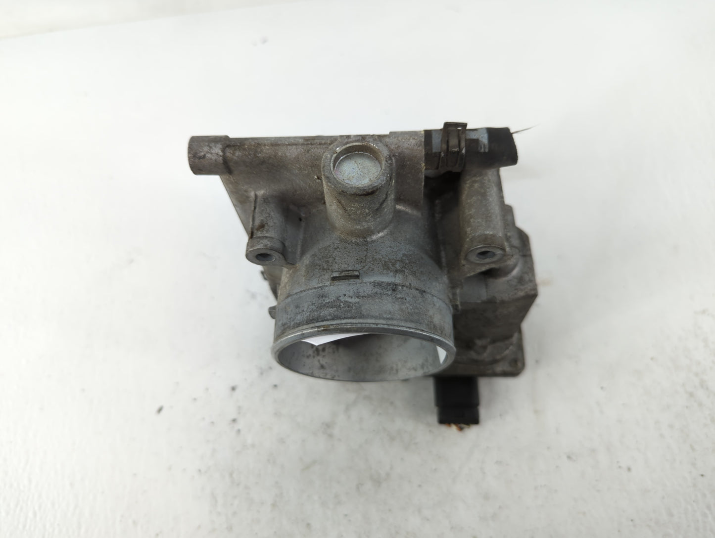2006-2013 Mazda 3 Throttle Body P/N:125003648 K4238, L3R4 13 640 Fits Fits 2006 2007 2008 2009 2010 2011 2012 2013 OEM Used 