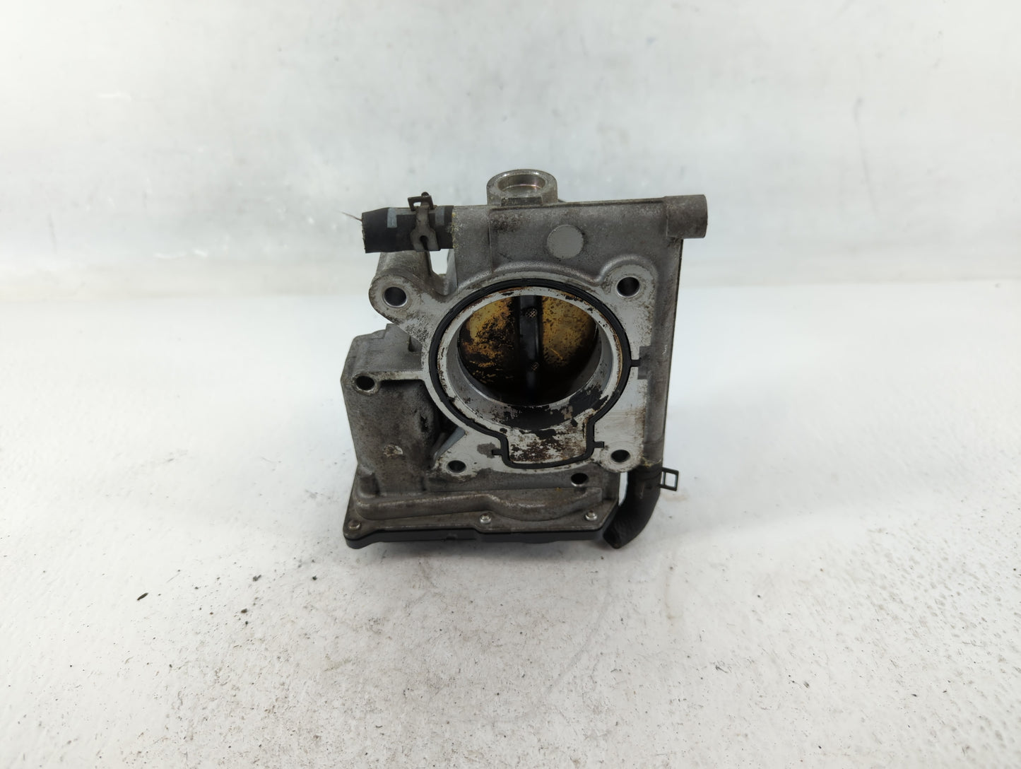 2006-2013 Mazda 3 Throttle Body P/N:125003648 K4238, L3R4 13 640 Fits Fits 2006 2007 2008 2009 2010 2011 2012 2013 OEM Used 