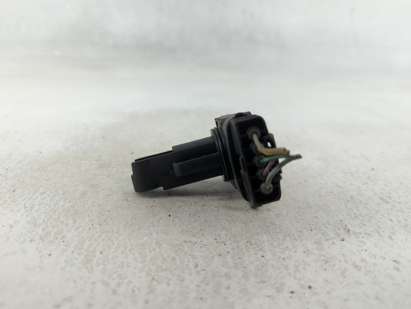 2004-2013 Mazda 3 Mass Air Flow Meter Maf - Oemusedautoparts1.com