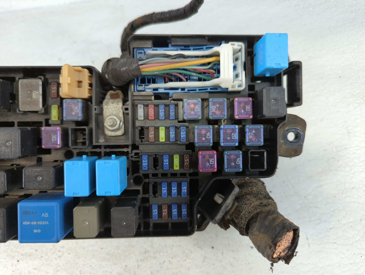 2010-2013 Mazda 3 Fusebox Fuse Box Relay Module Tipm Bfd2-66761 - Oemusedautoparts1.com