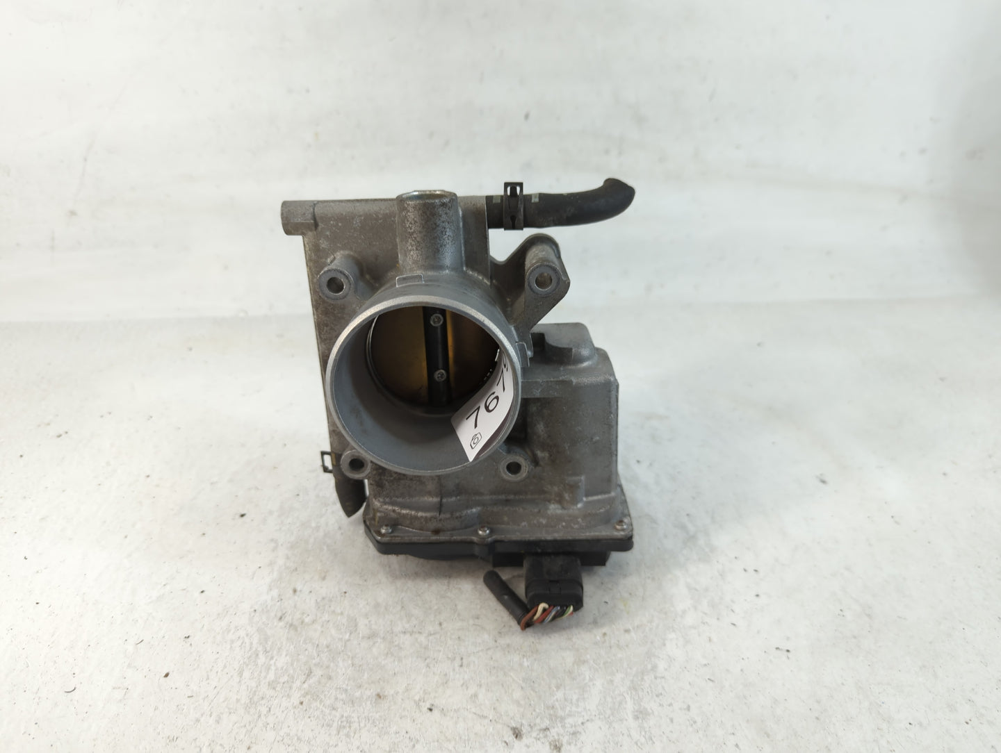 2006-2013 Mazda 3 Throttle Body P/N:1251 01 085 L3R4 13 640 Fits Fits 2006 2007 2008 2009 2010 2011 2012 2013 OEM Used Auto 