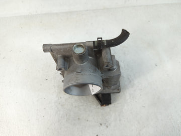 2006-2013 Mazda 3 Throttle Body P/N:1251 01 085 L3R4 13 640 Fits Fits 2006 2007 2008 2009 2010 2011 2012 2013 OEM Used Auto Parts