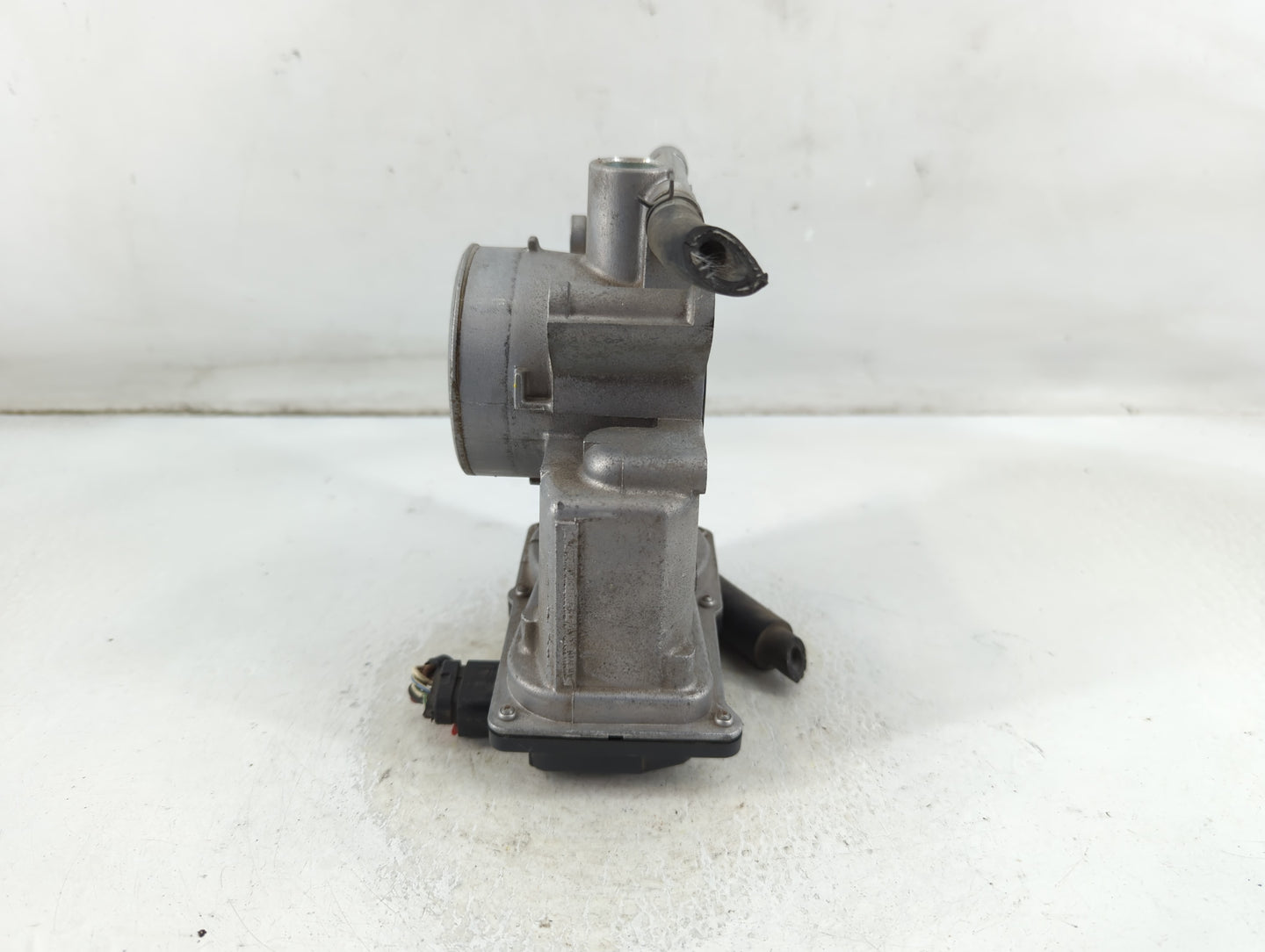 2006-2013 Mazda 3 Throttle Body P/N:K4238 L3R4 13 640 Fits Fits 2006 2007 2008 2009 2010 2011 2012 2013 OEM Used Auto Parts 