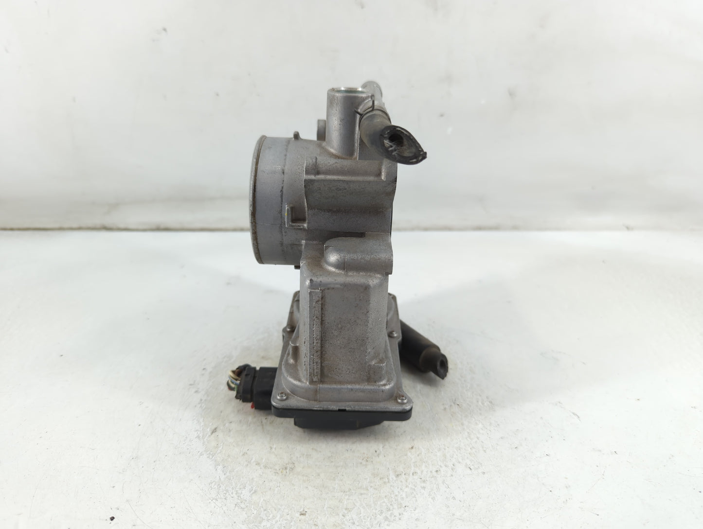 2006-2013 Mazda 3 Throttle Body P/N:K4238 L3R4 13 640 Fits Fits 2006 2007 2008 2009 2010 2011 2012 2013 OEM Used Auto Parts 