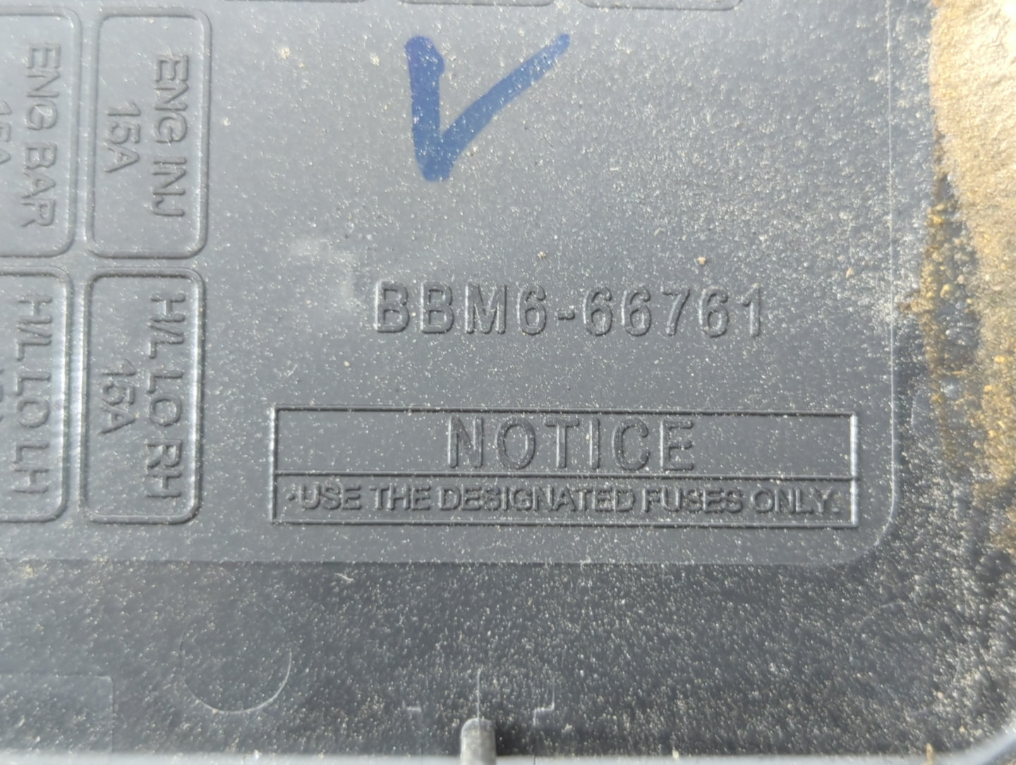 2012 Mazda 3 Fusebox Fuse Box Panel Relay Module P/N:BBM6 66761 Fits OEM Used Auto Parts - Oemusedautoparts1.com