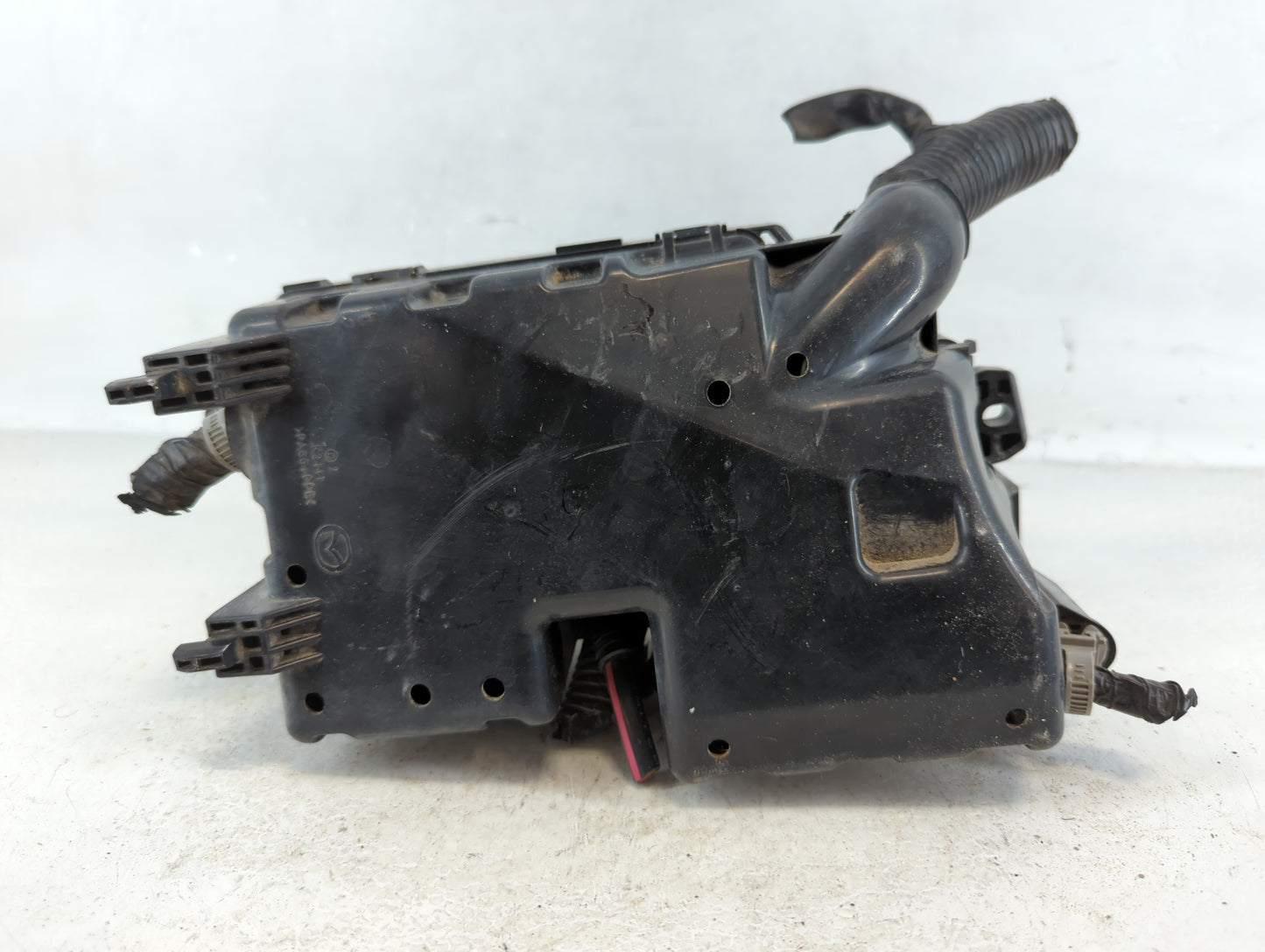 2012 Mazda 3 Fusebox Fuse Box Panel Relay Module P/N:BBM6 66761 Fits OEM Used Auto Parts - Oemusedautoparts1.com