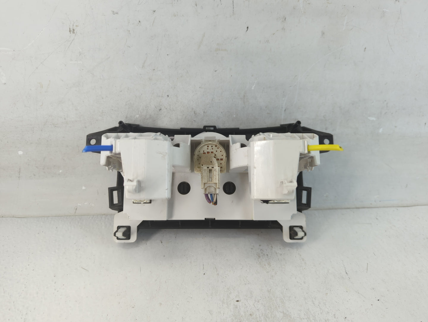 2012-2013 Mazda 3 Climate Control Module Temperature AC/Heater Replacement Fits Fits 2012 2013 OEM Used Auto Parts - Oemused