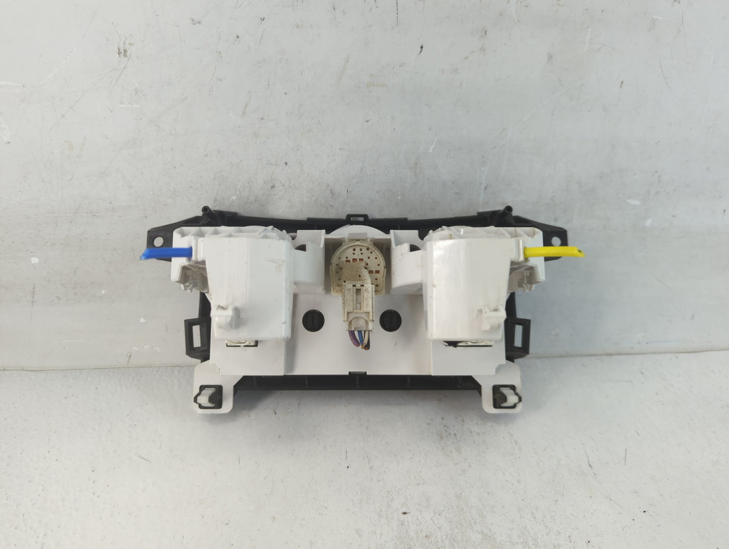 2012-2013 Mazda 3 Climate Control Module Temperature AC/Heater Replacement Fits Fits 2012 2013 OEM Used Auto Parts - Oemused