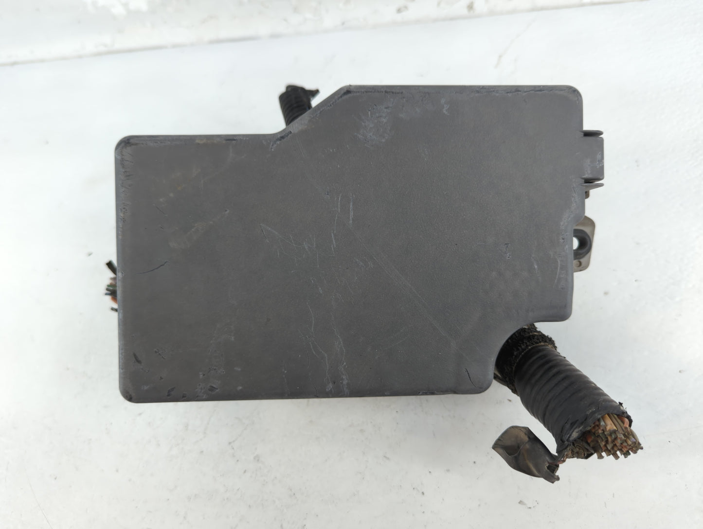 2012 Mazda 3 Fusebox Fuse Box Panel Relay Module P/N:BBM6-66761 Fits OEM Used Auto Parts - Oemusedautoparts1.com