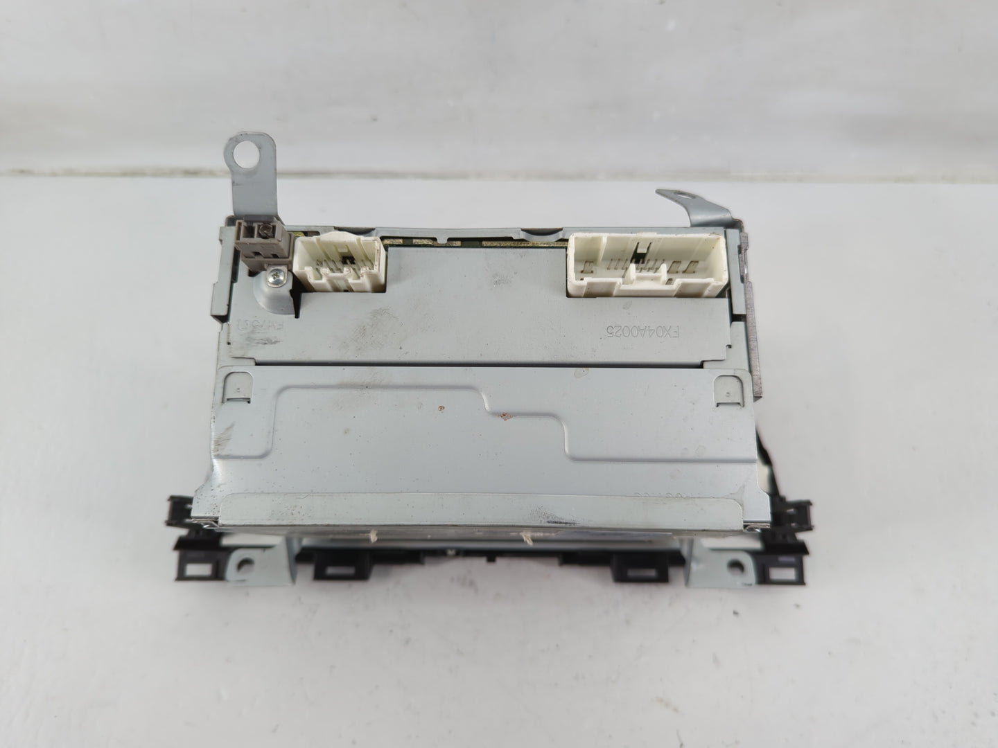 2012 Mazda 5 Radio AM FM Cd Player Receiver Replacement P/N:CG36 66 9R0 Fits OEM Used Auto Parts - Oemusedautoparts1.com