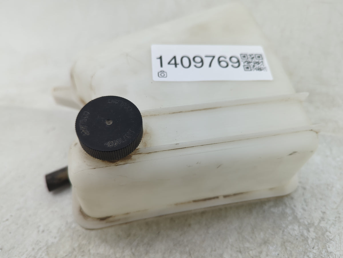 2006-2017 Mazda 5 Radiator Coolant Overflow Expansion Tank Bottle - Oemusedautoparts1.com