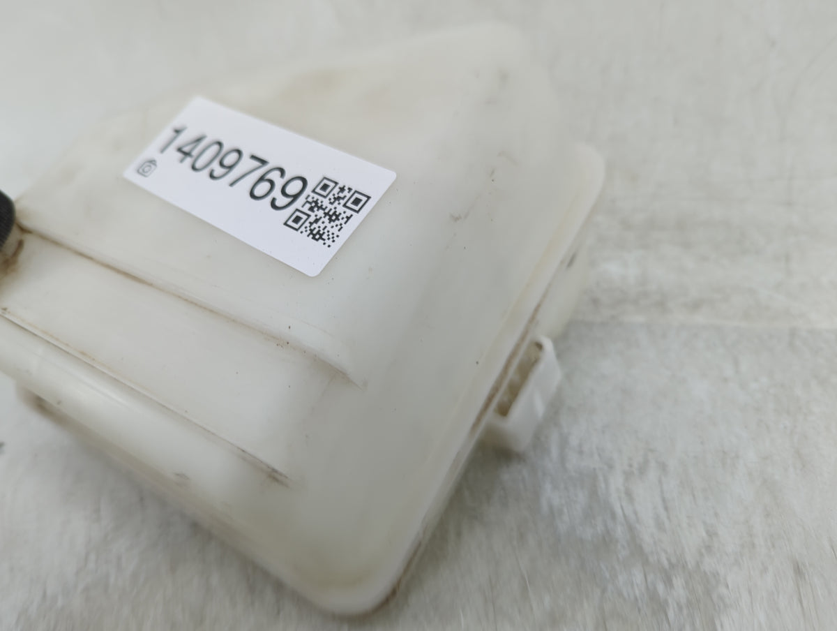 2006-2017 Mazda 5 Radiator Coolant Overflow Expansion Tank Bottle - Oemusedautoparts1.com