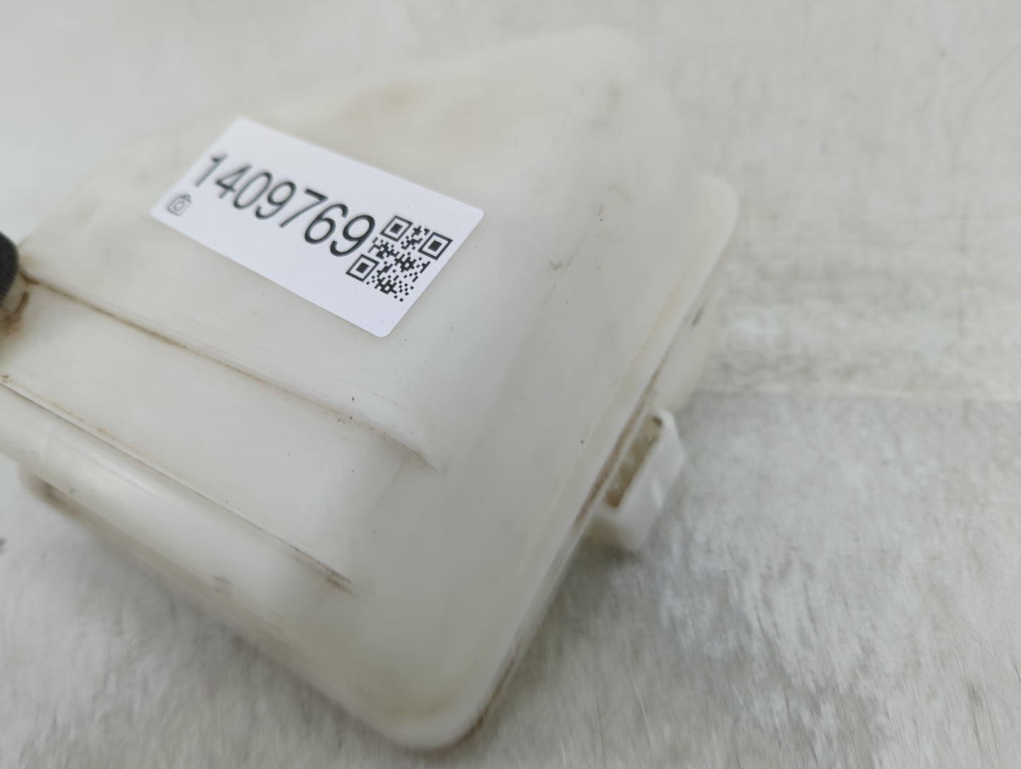 2006-2017 Mazda 5 Radiator Coolant Overflow Expansion Tank Bottle - Oemusedautoparts1.com