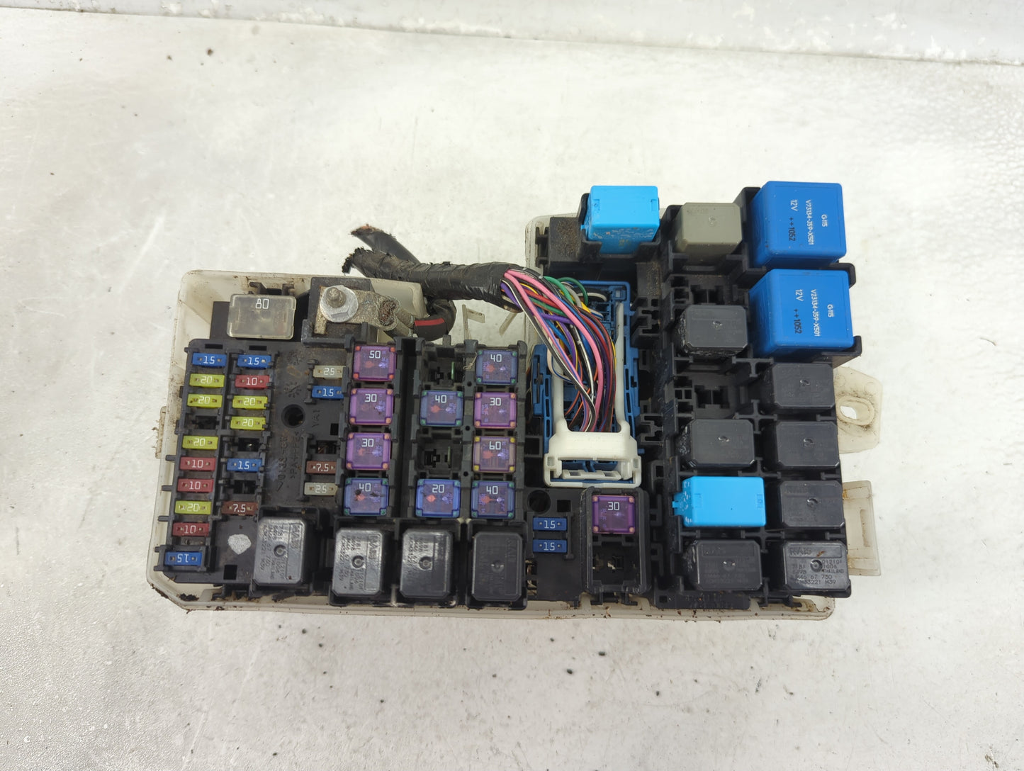 2012-2017 Mazda 5 Fusebox Fuse Box Panel Relay Module P/N:C513-6676Y Fits Fits 2012 2013 2014 2015 2016 2017 OEM Used Auto P
