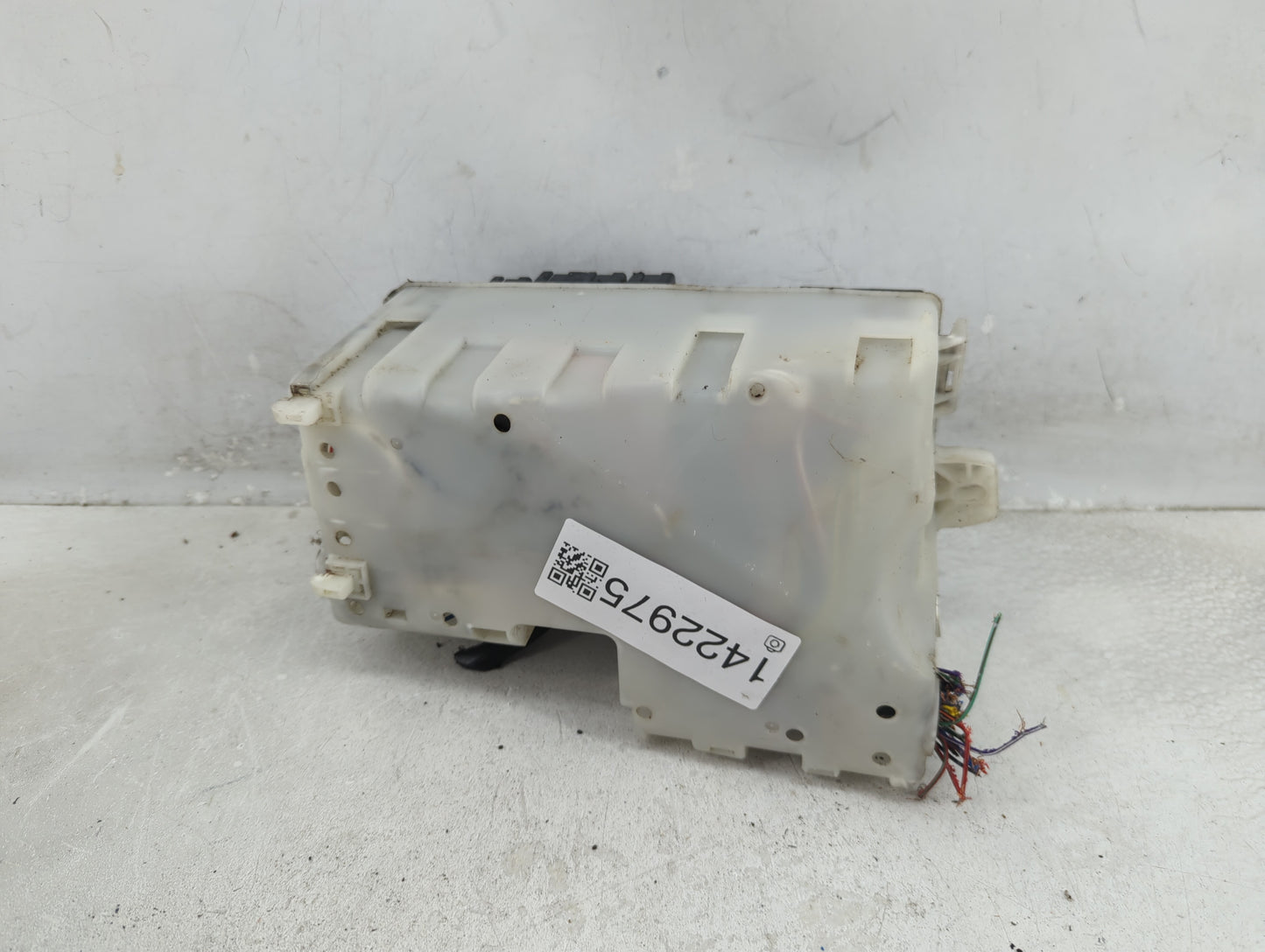 2012-2017 Mazda 5 Fusebox Fuse Box Panel Relay Module P/N:C513-6676Y Fits Fits 2012 2013 2014 2015 2016 2017 OEM Used Auto P