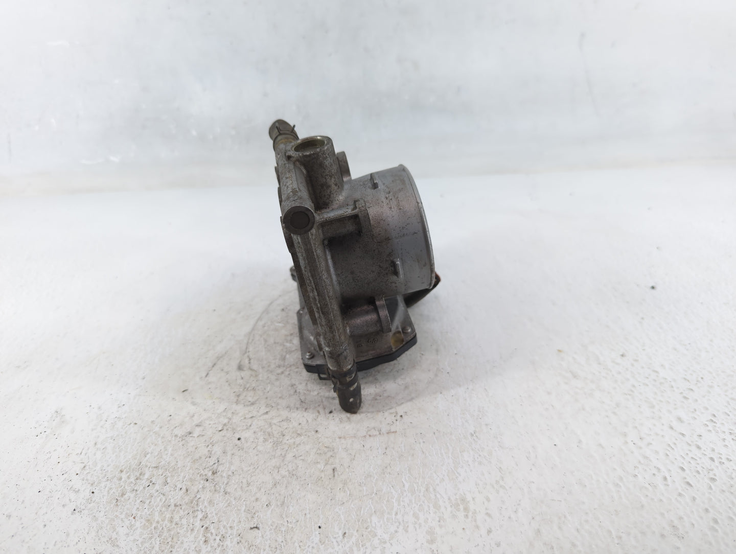 2012-2017 Mazda 5 Throttle Body P/N:9B4G-9F991-A Fits Fits 2009 2010 2011 2012 2013 2014 2015 2016 2017 OEM Used Auto Parts 