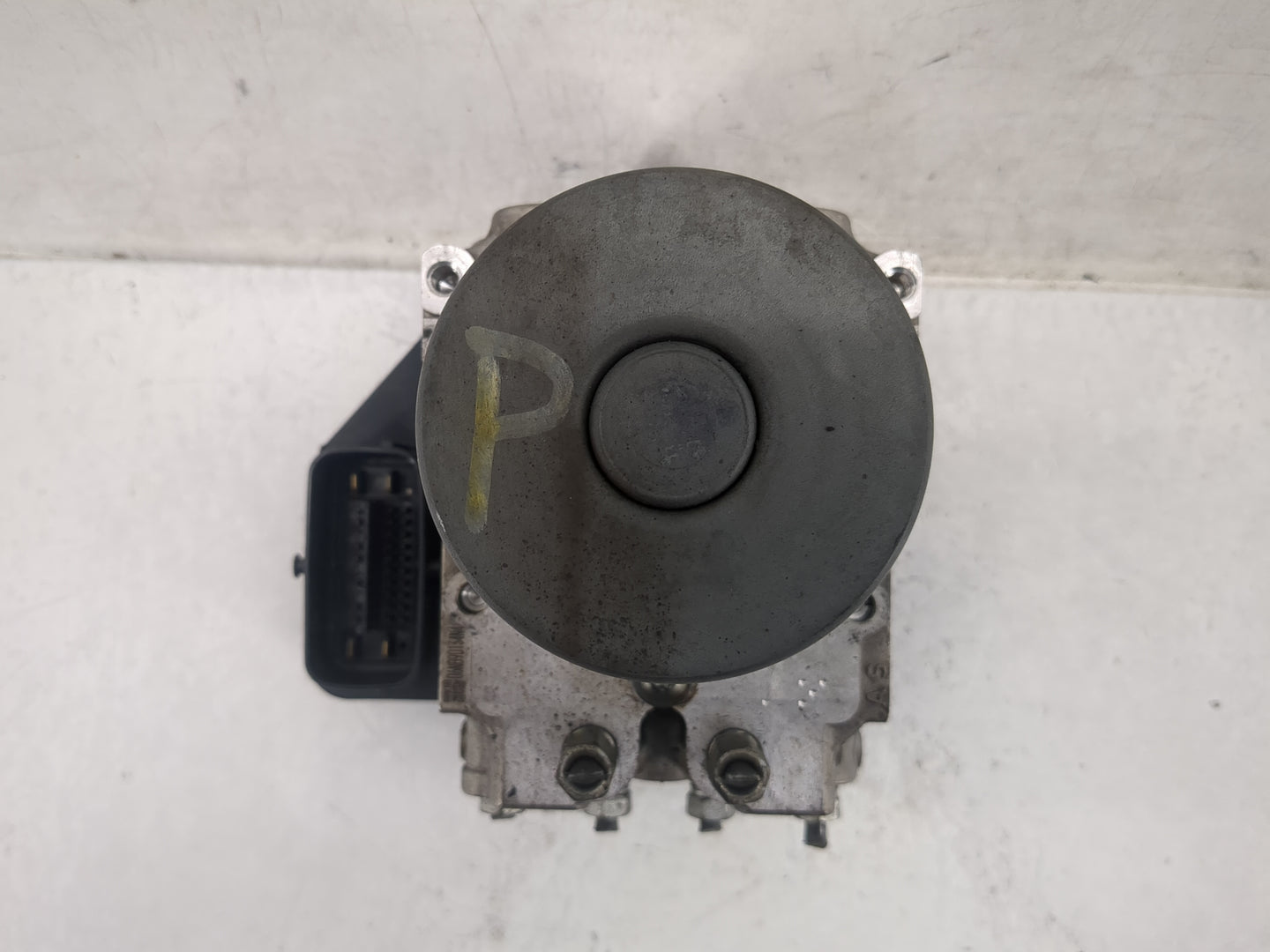 2011-2013 Mazda 6 ABS Pump Control Module Replacement P/N:133800-9350 133800-9351, GEG1-437A0 Fits Fits 2011 2012 2013 OEM U