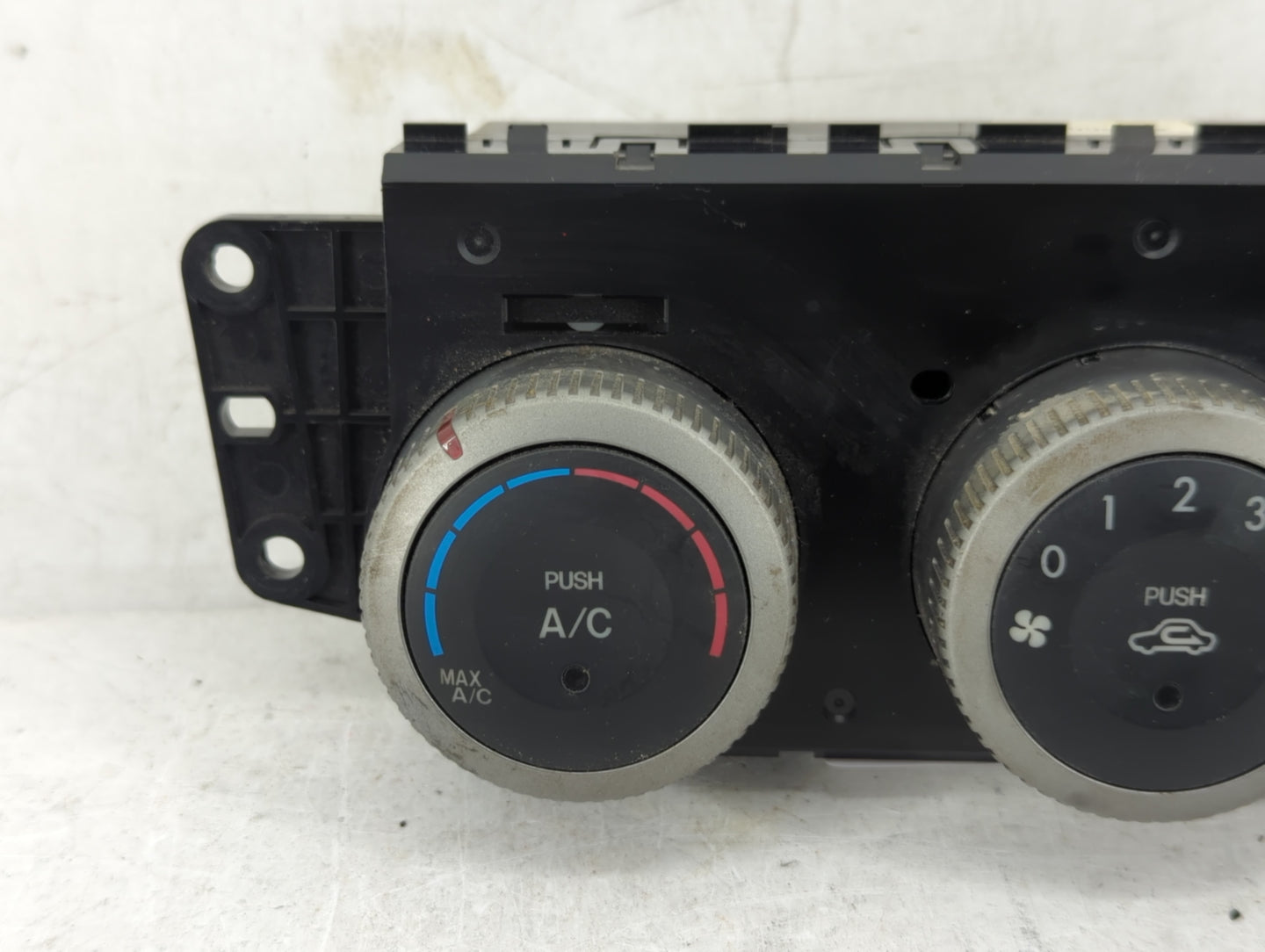 2009-2013 Mazda 6 Climate Control Module Temperature AC/Heater Replacement P/N:5037226072J GS3L 61190E Fits OEM Used Auto Pa