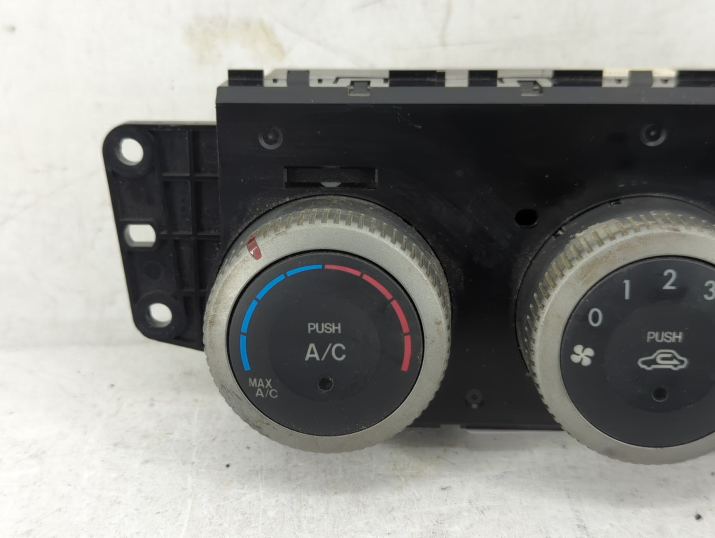 2009-2013 Mazda 6 Climate Control Module Temperature AC/Heater Replacement P/N:5037226072J GS3L 61190E Fits OEM Used Auto Pa