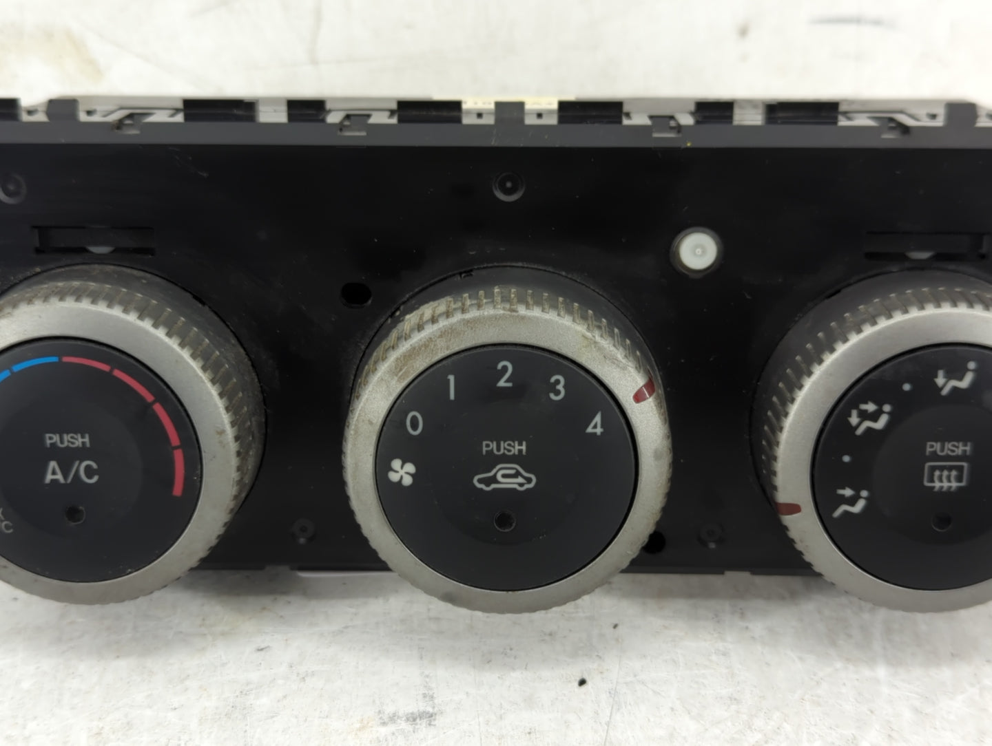 2009-2013 Mazda 6 Climate Control Module Temperature AC/Heater Replacement P/N:5037226072J GS3L 61190E Fits OEM Used Auto Pa