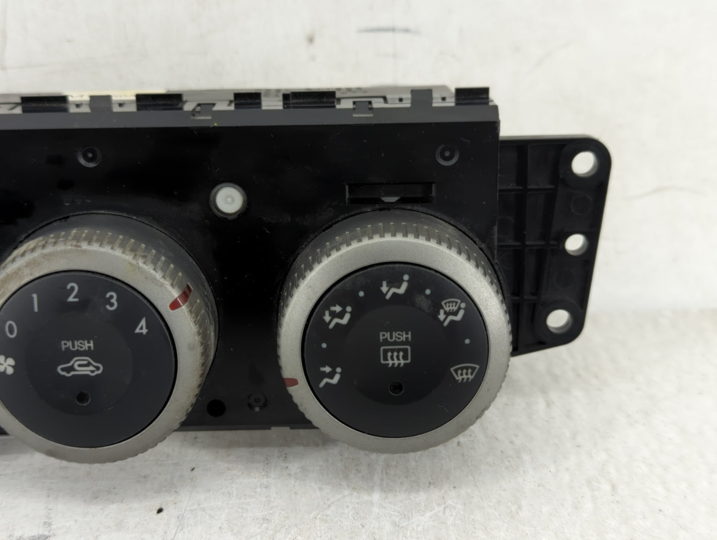 2009-2013 Mazda 6 Climate Control Module Temperature AC/Heater Replacement P/N:5037226072J GS3L 61190E Fits OEM Used Auto Pa