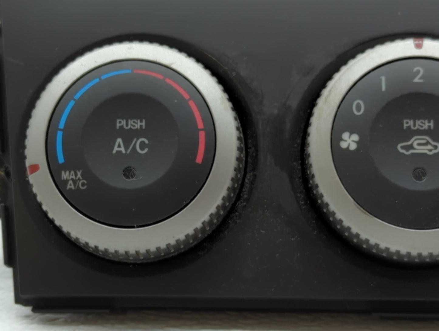 2009-2013 Mazda 6 Climate Control Module Temperature AC/Heater Replacement P/N:GSL 61190E 5037226072J Fits OEM Used Auto Par