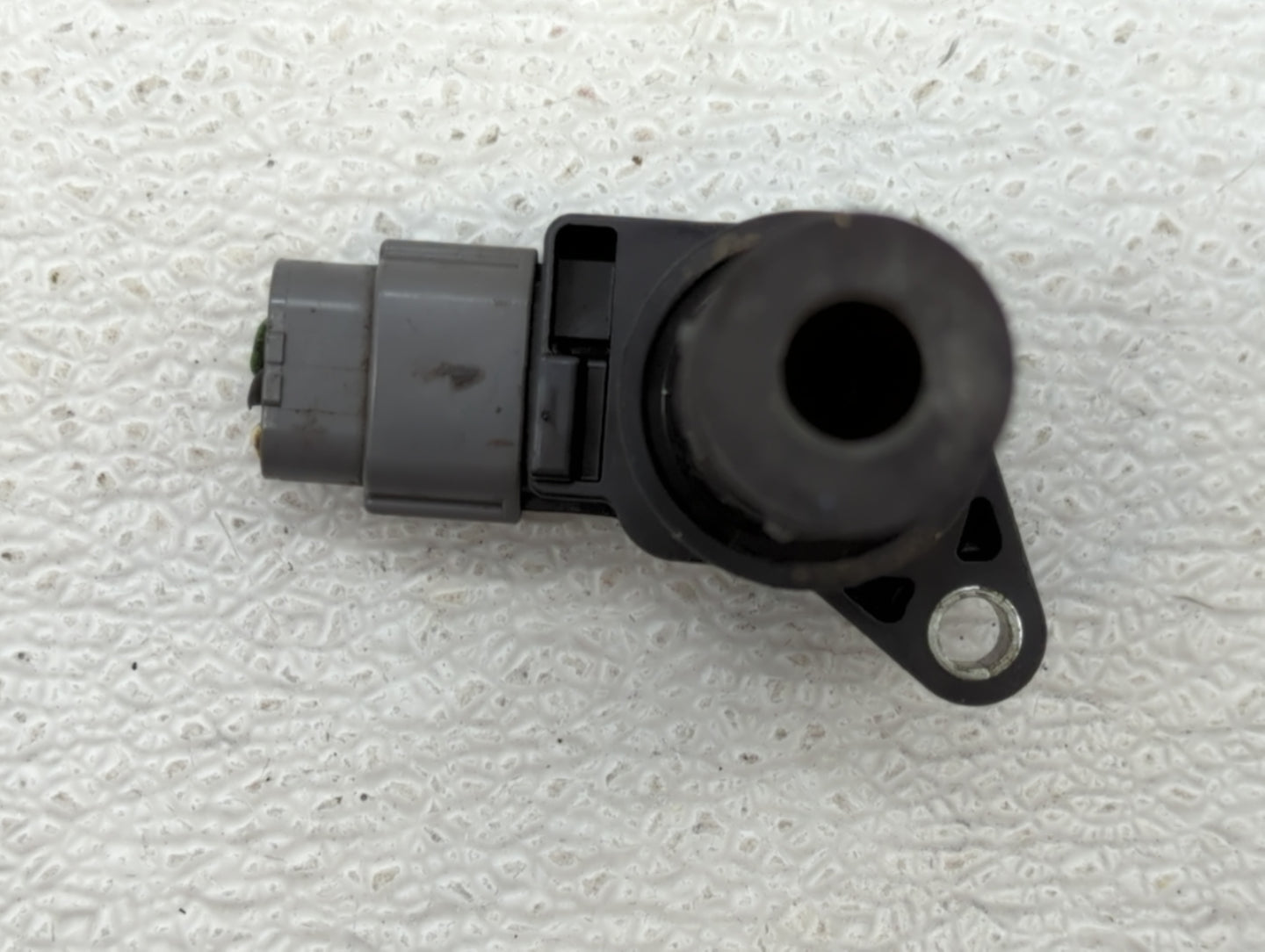 2006-2013 Mazda 6 Ignition Coil Igniter Pack - Oemusedautoparts1.com