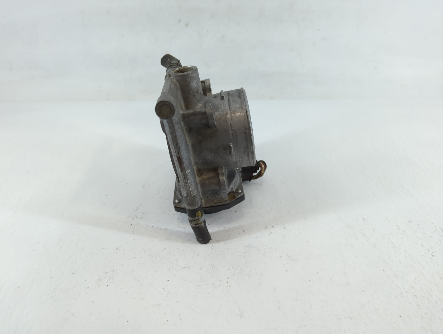 2009-2013 Mazda 6 Throttle Body P/N:9B4G-9F991-A Fits Fits 2009 2010 2011 2012 2013 2014 2015 2016 2017 OEM Used Auto Parts 