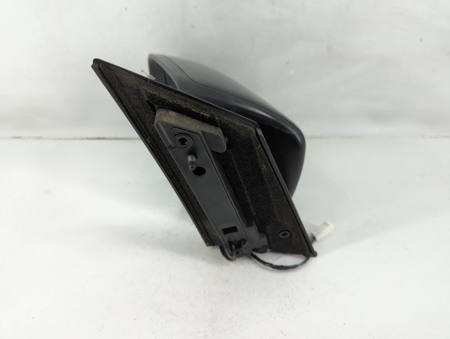 2010-2012 Mazda Cx-7 Driver Side View Mirror - Left Door Mirror OEM Used - Oemusedautoparts1.com