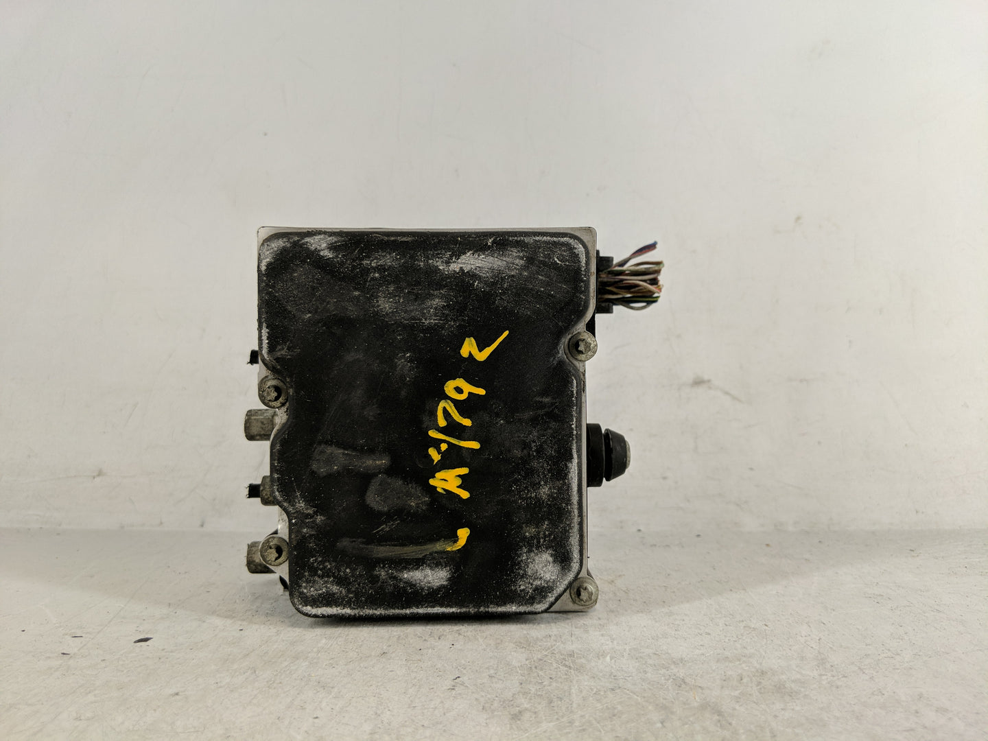 2010-2012 Mazda Cx-7 ABS Pump Control Module Replacement P/N:5 456 L8 Fits Fits 2010 2011 2012 OEM Used Auto Parts - Oemused