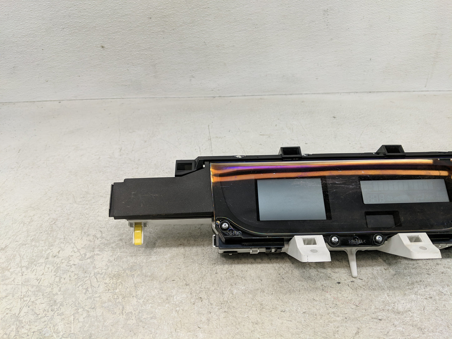 2012 Mazda Cx-7 Radio AM FM Cd Player Receiver Replacement Fits OEM Used Auto Parts - Oemusedautoparts1.com