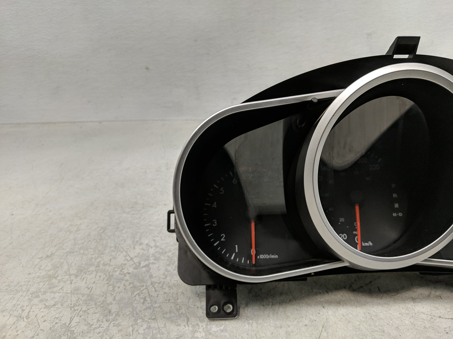 2011-2012 Mazda Cx-7 Instrument Cluster Speedometer Gauges Fits Fits 2011 2012 OEM Used Auto Parts - Oemusedautoparts1.com