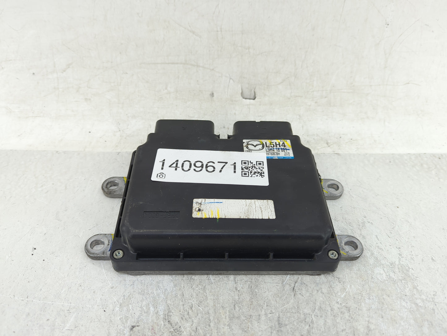 2012 Mazda Cx-7 PCM Engine Control Computer ECU ECM PCU OEM P/N:L5H4-18-881 Fits OEM Used Auto Parts - Oemusedautoparts1.com