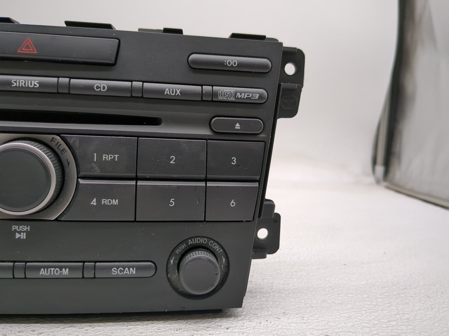 2010-2012 Mazda Cx-7 Radio AM FM Cd Player Receiver Replacement P/N:EH48 66 AR0 Fits Fits 2010 2011 2012 OEM Used Auto Parts