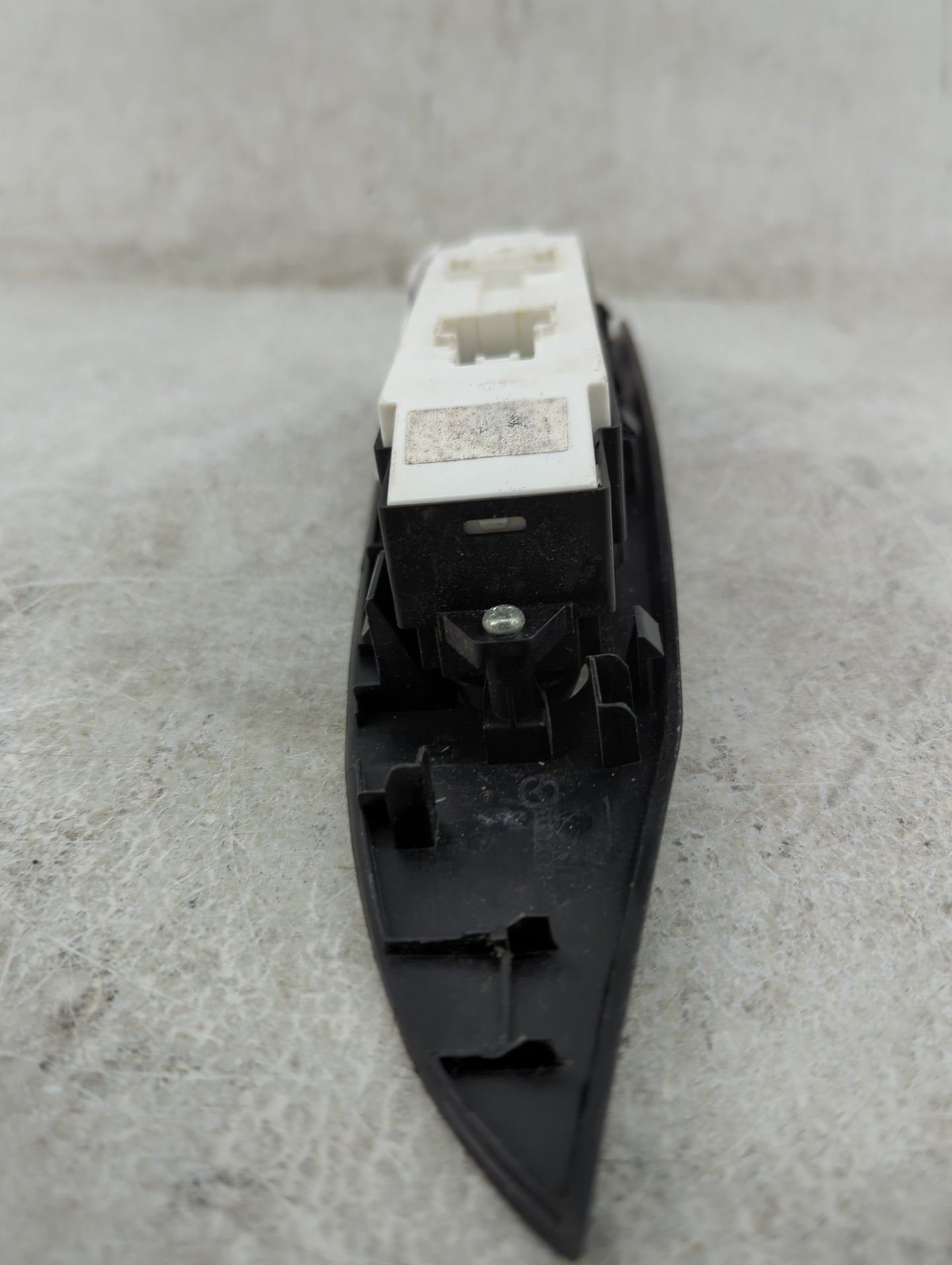 2007-2012 Mazda Cx-7 Master Power Window Switch Replacement Driver Side Left Fits OEM Used Auto Parts - Oemusedautoparts1.co