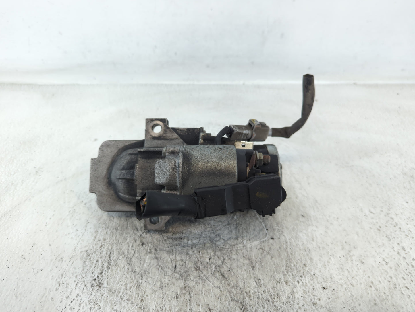 2010-2012 Mazda Cx-7 Car Starter Motor Solenoid OEM P/N:M000T37271 Fits Fits 2010 2011 2012 2013 OEM Used Auto Parts - Oemus