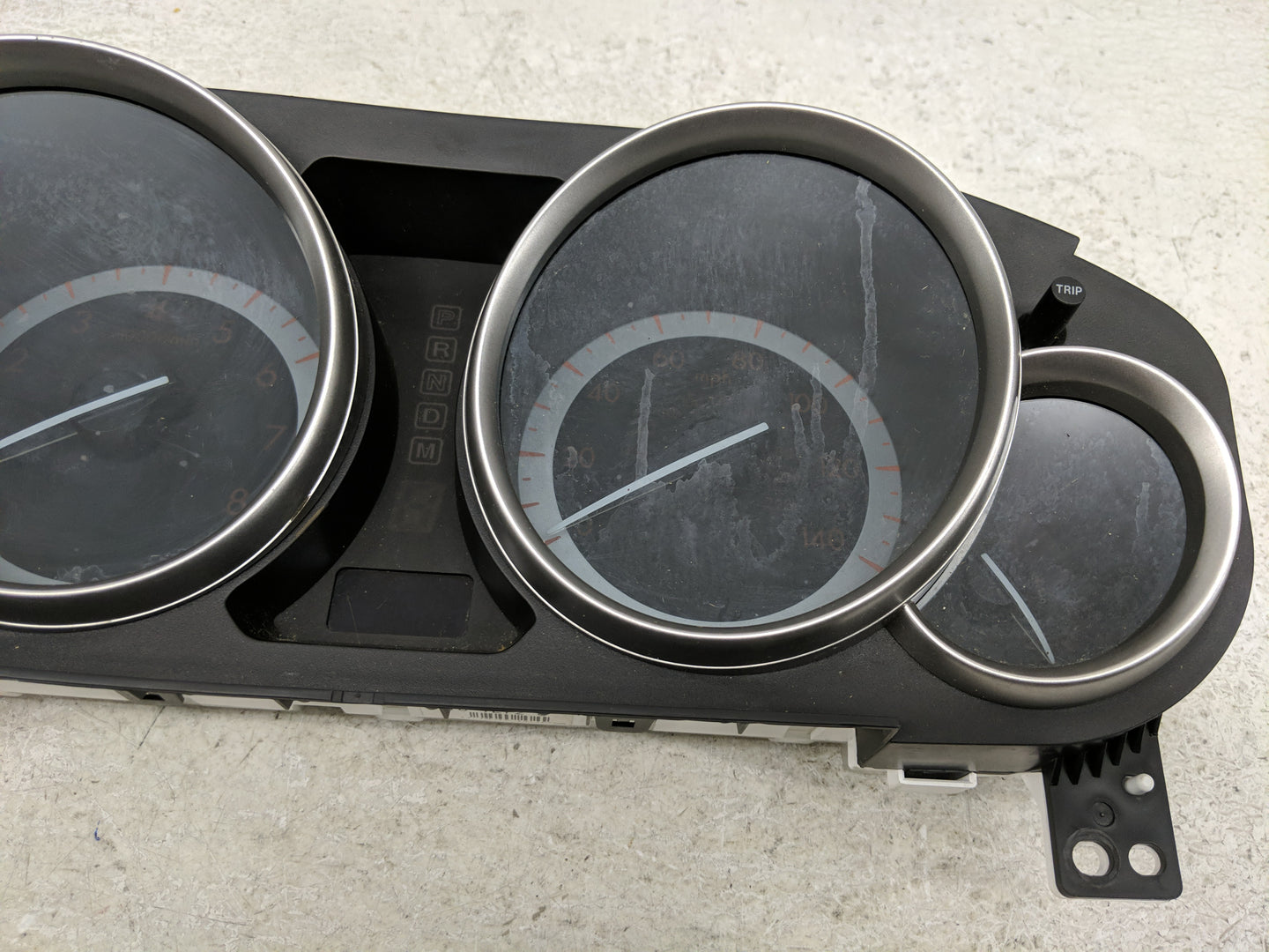 2010-2012 Mazda Cx-9 Instrument Cluster Speedometer Gauges P/N:T6TE72C Fits Fits 2010 2011 2012 OEM Used Auto Parts - Oemuse