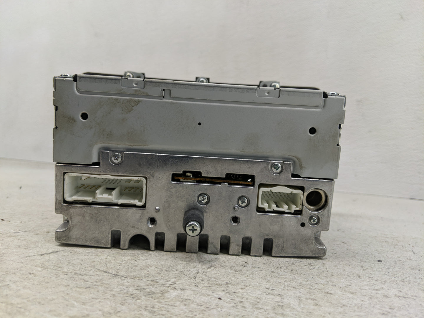2009-2012 Mazda Cx-9 Radio AM FM Cd Player Receiver Replacement Fits Fits 2009 2011 2012 OEM Used Auto Parts - Oemusedautopa