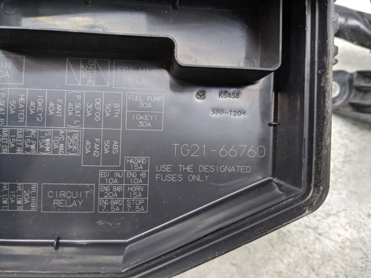 2010-2012 Mazda Cx-9 Fusebox Fuse Box Panel Relay Module P/N:TG21-66760 Fits Fits 2010 2011 2012 OEM Used Auto Parts - Oemus