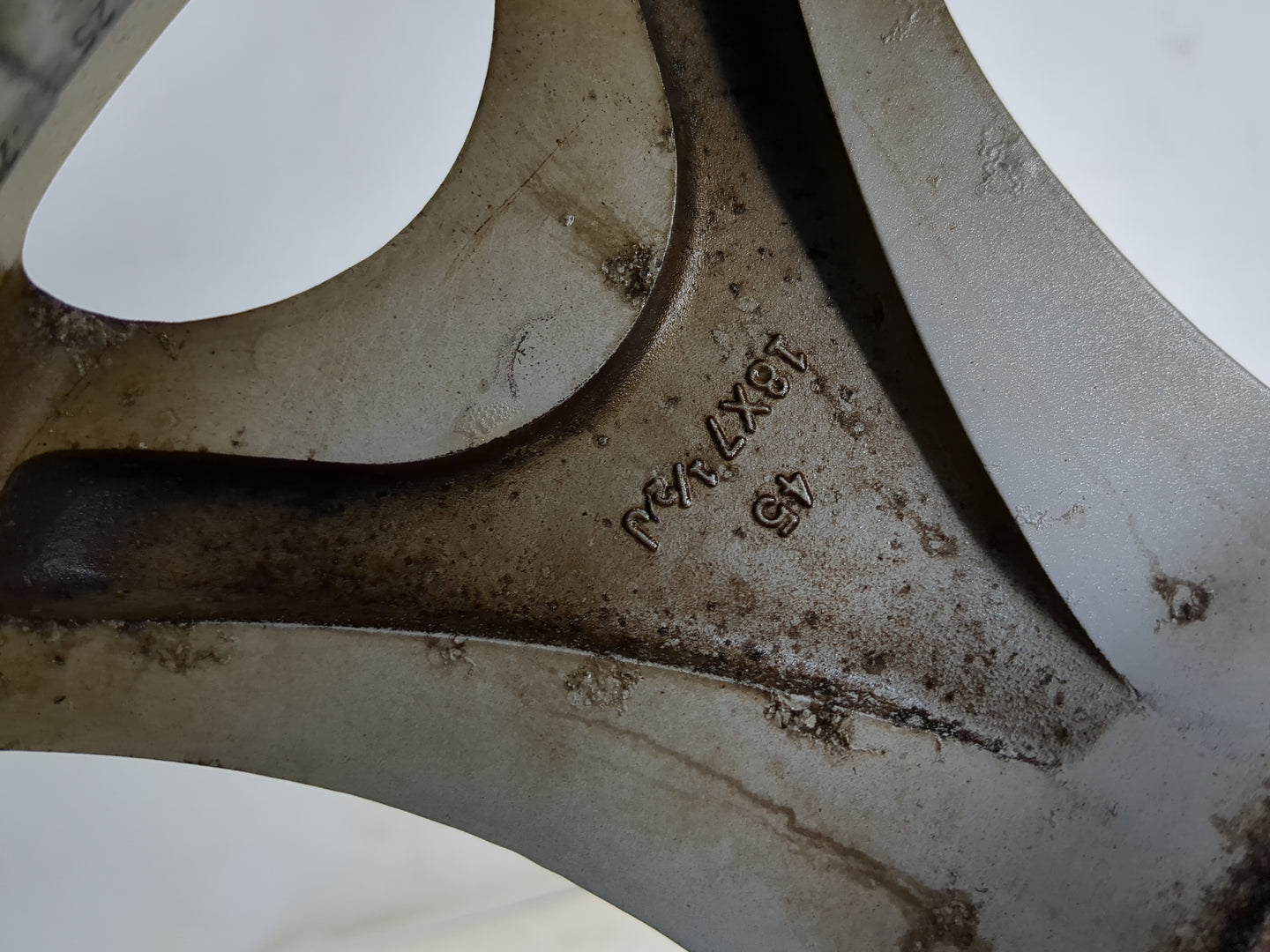 2011-2016 Mazda Cx-9 Oem Wheel Rim 1374814 - Oemusedautoparts1.com