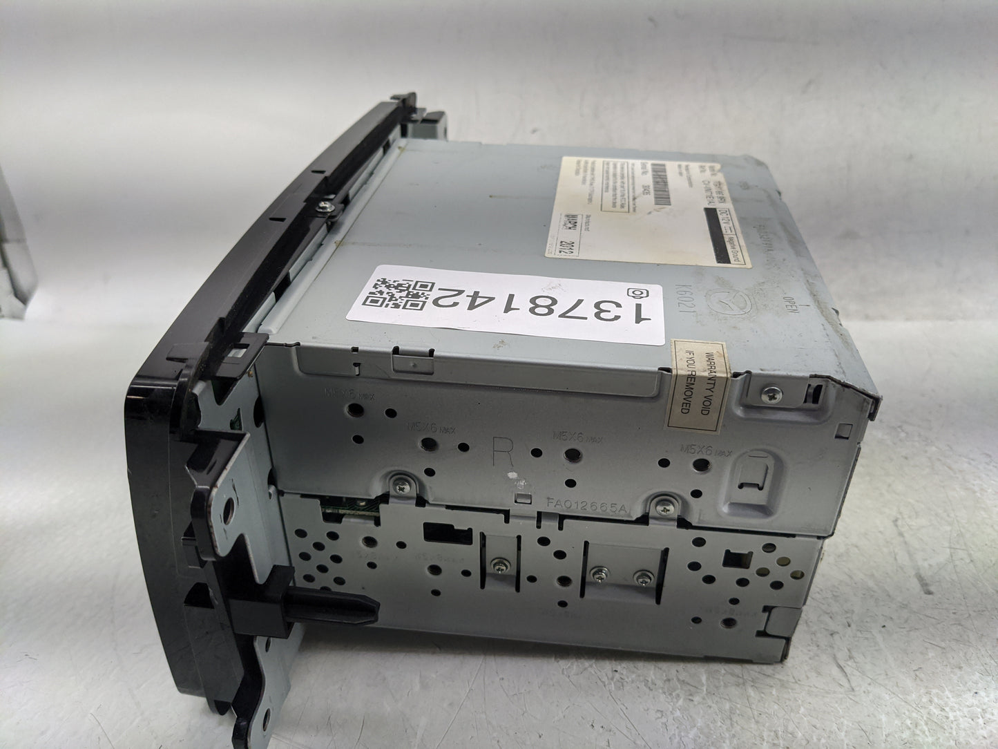 2011-2012 Mazda Cx-9 Radio AM FM Cd Player Receiver Replacement P/N:FA032191A Fits Fits 2011 2012 OEM Used Auto Parts - Oemu