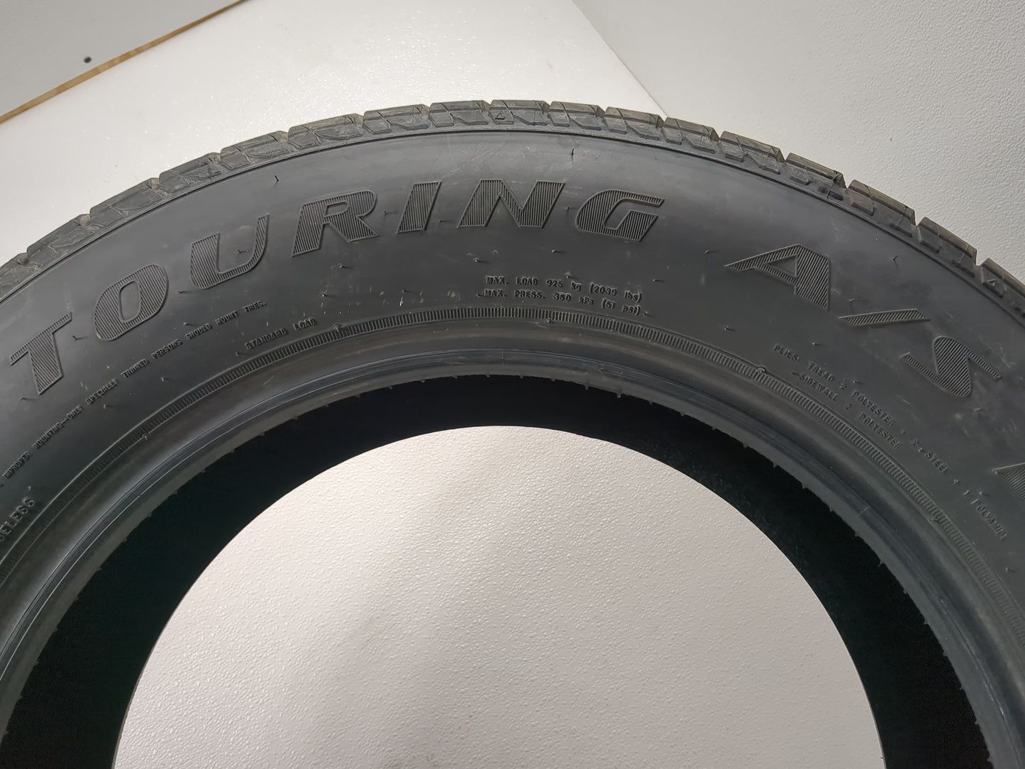 Used Tire 245/60R18 DOUGLAS TOURING A/S 105V - Tread Depth 9/32 - Oemusedautoparts1.com