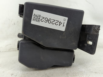 compare product 2010-2012 Mazda Cx-9 Fusebox Fuse Box Panel Relay Module P/N:TG21-66760 Fits Fits 2010 2011 2012 OEM Used Auto Parts